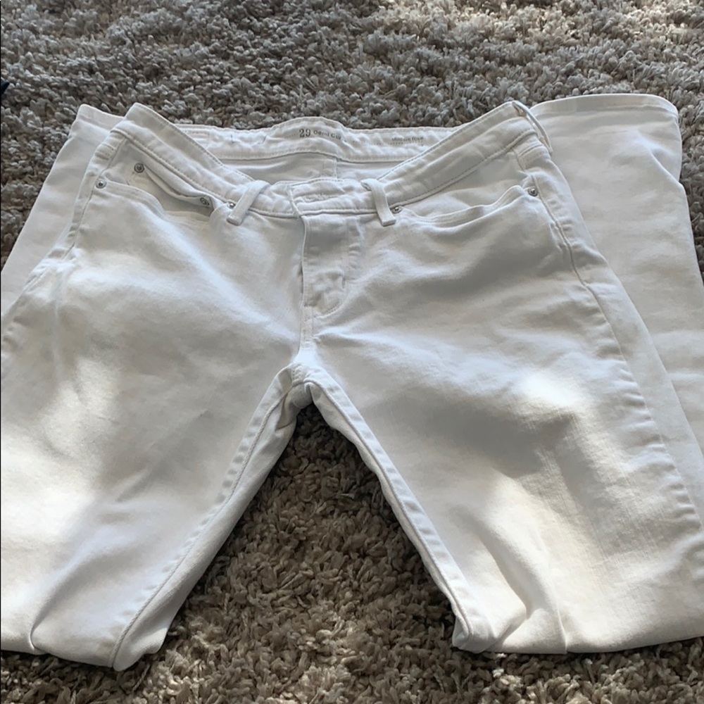 Levi’s 29 Demi curve jeans. White. GUC.